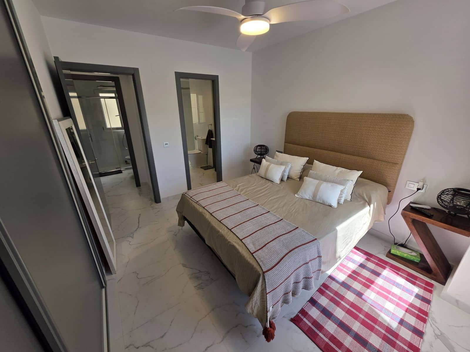 3 bedroom Apartment for sale in Nueva Andalucia - € 385,000 (Ref: 10051483)
