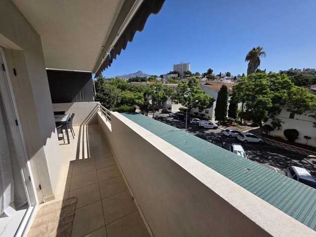 3 bedroom Apartment for sale in Nueva Andalucia, Marbella - € 385,000 (Ref: 10051483)