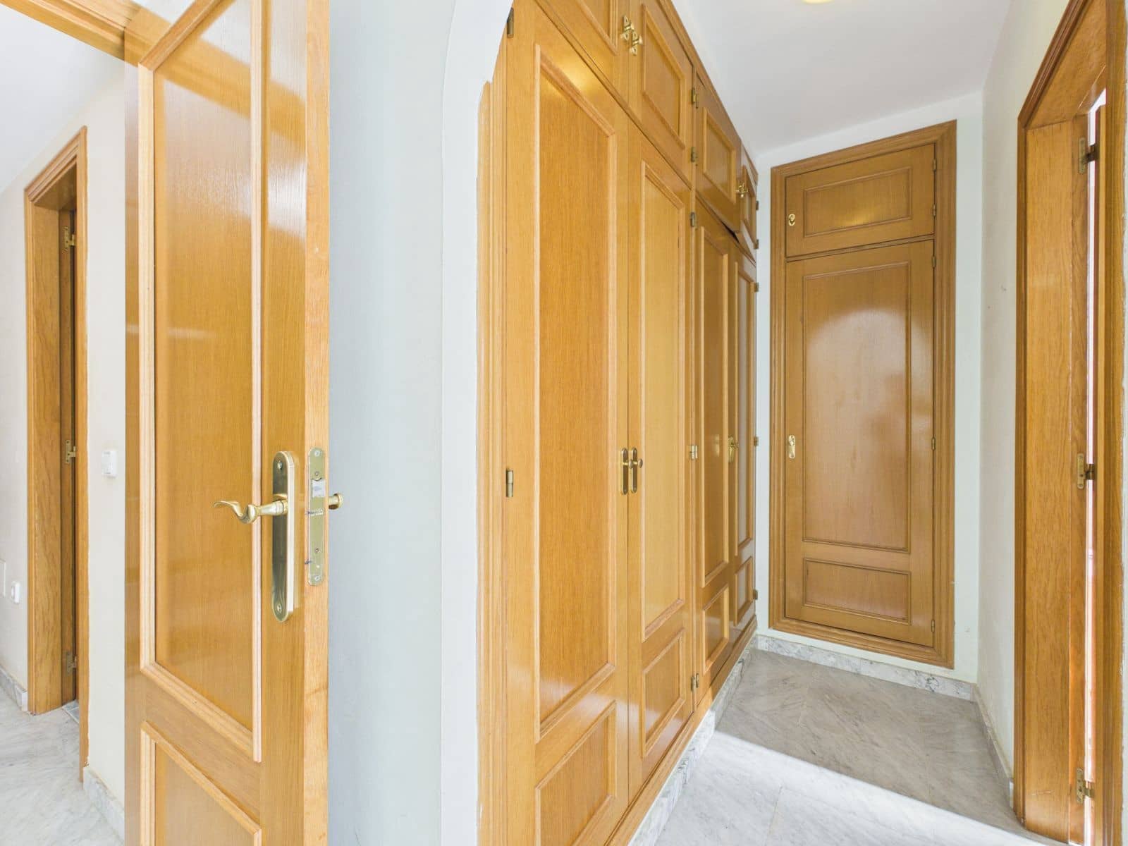 Casa de 4 habitaciones en Marbella en venta - 725.000 € (Ref: 10051484)