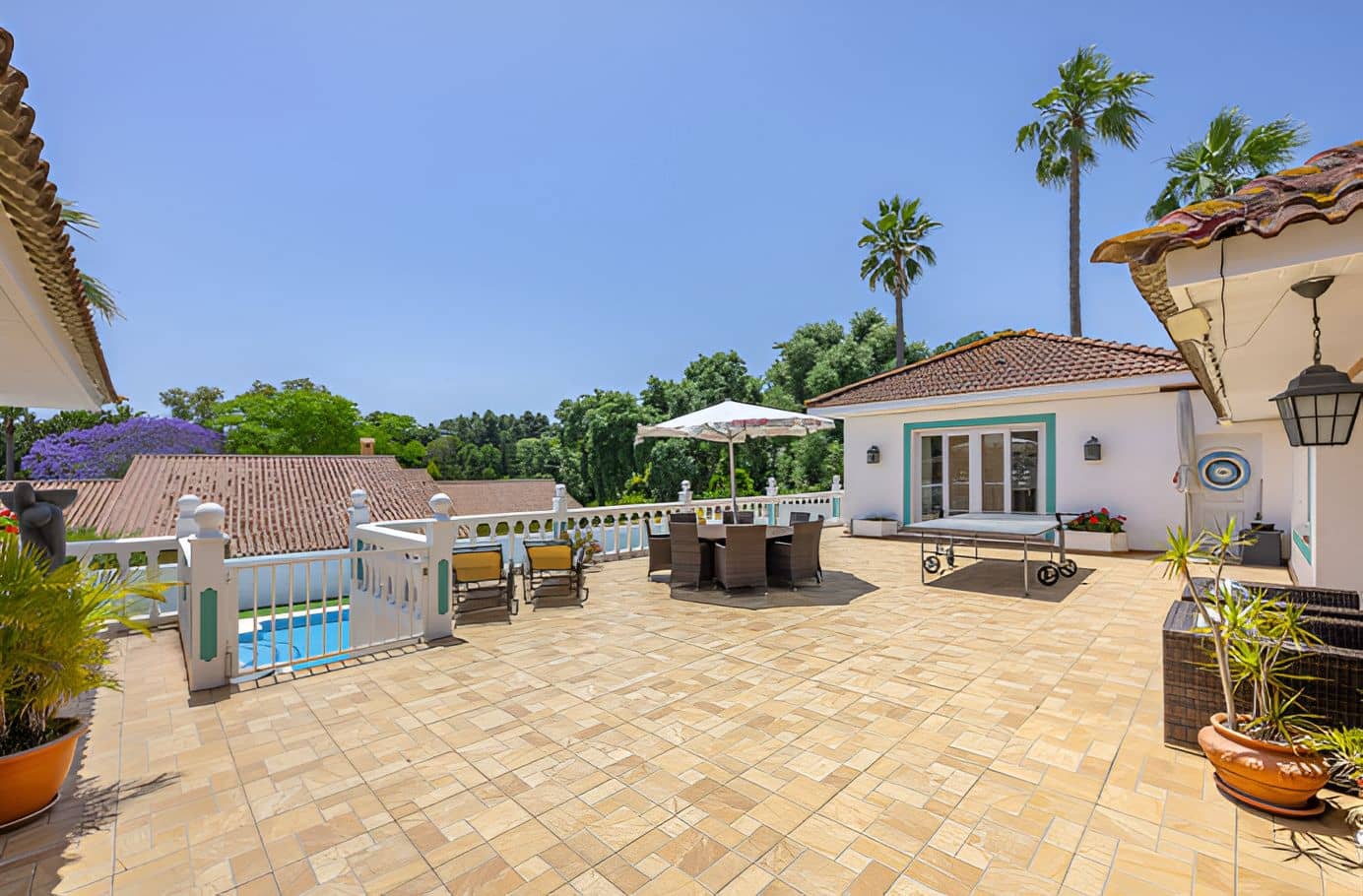 Chalet de 6 habitaciones en Sotogrande en venta - 1.185.000 € (Ref: 10051487)