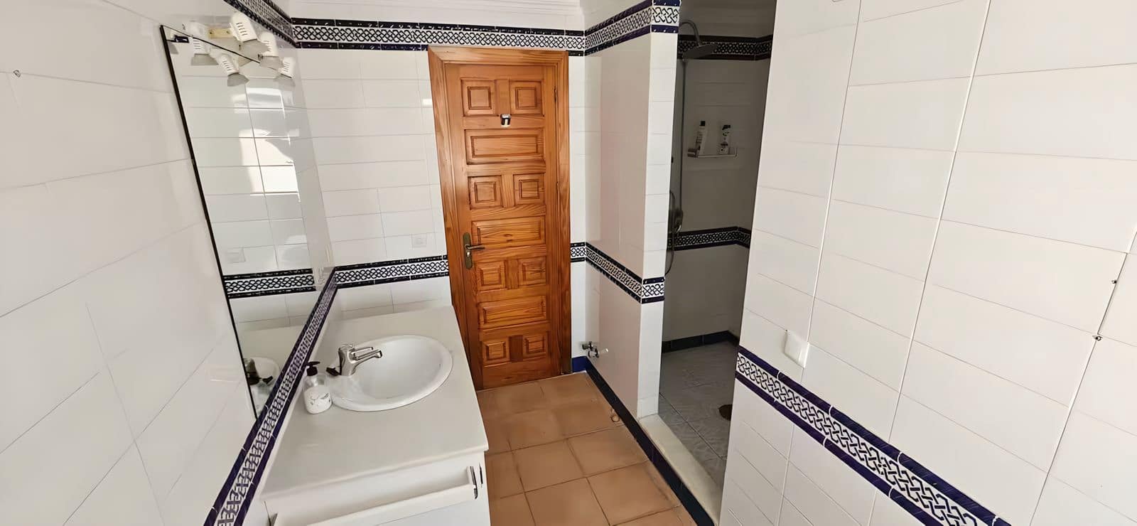 Chalet de 6 habitaciones en Sotogrande en venta - 1.185.000 € (Ref: 10051487)