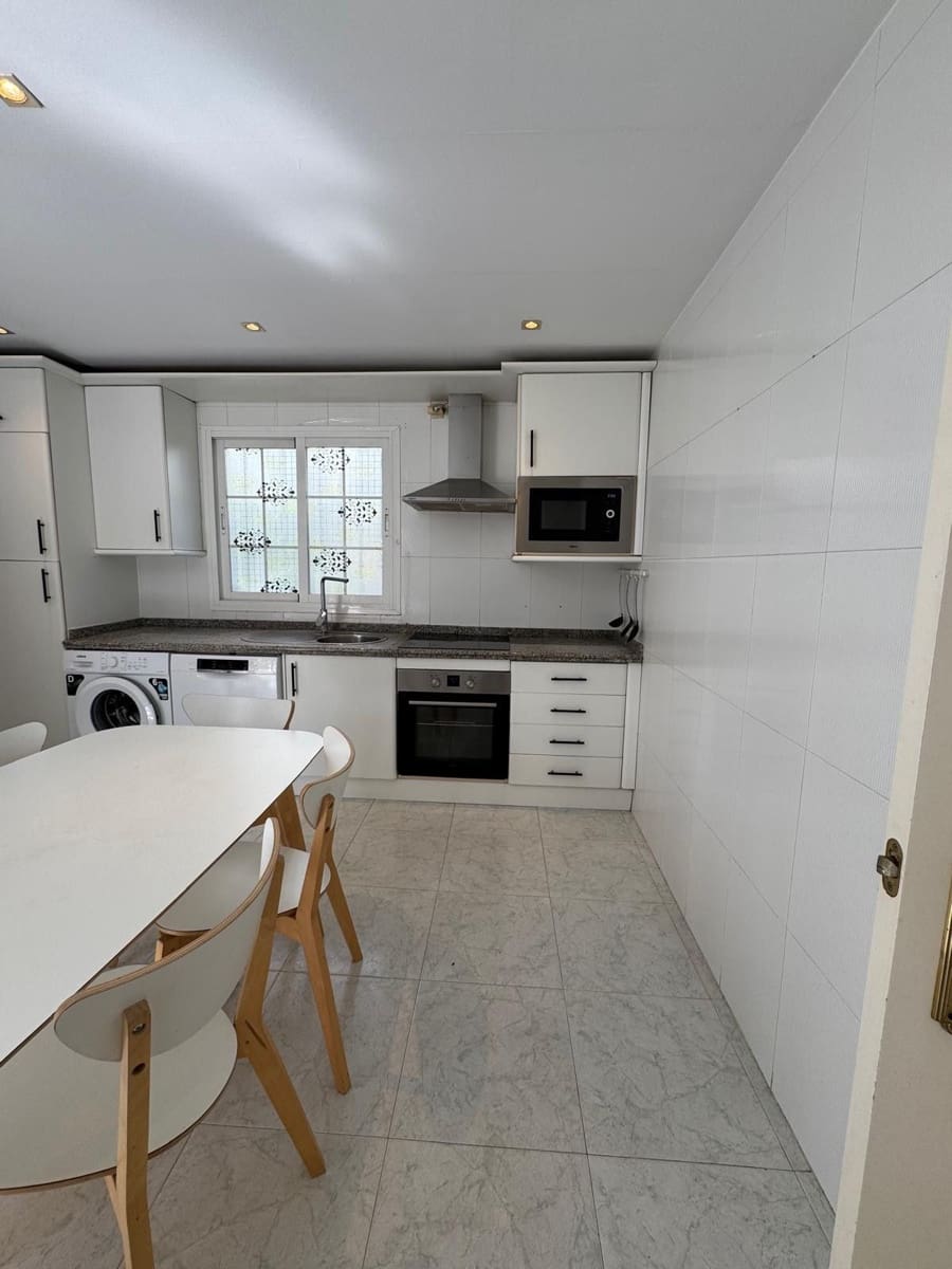 3 soveværelse Byhus til salg i Golden Mile - € 1.450.000 (Ref: 10051490)