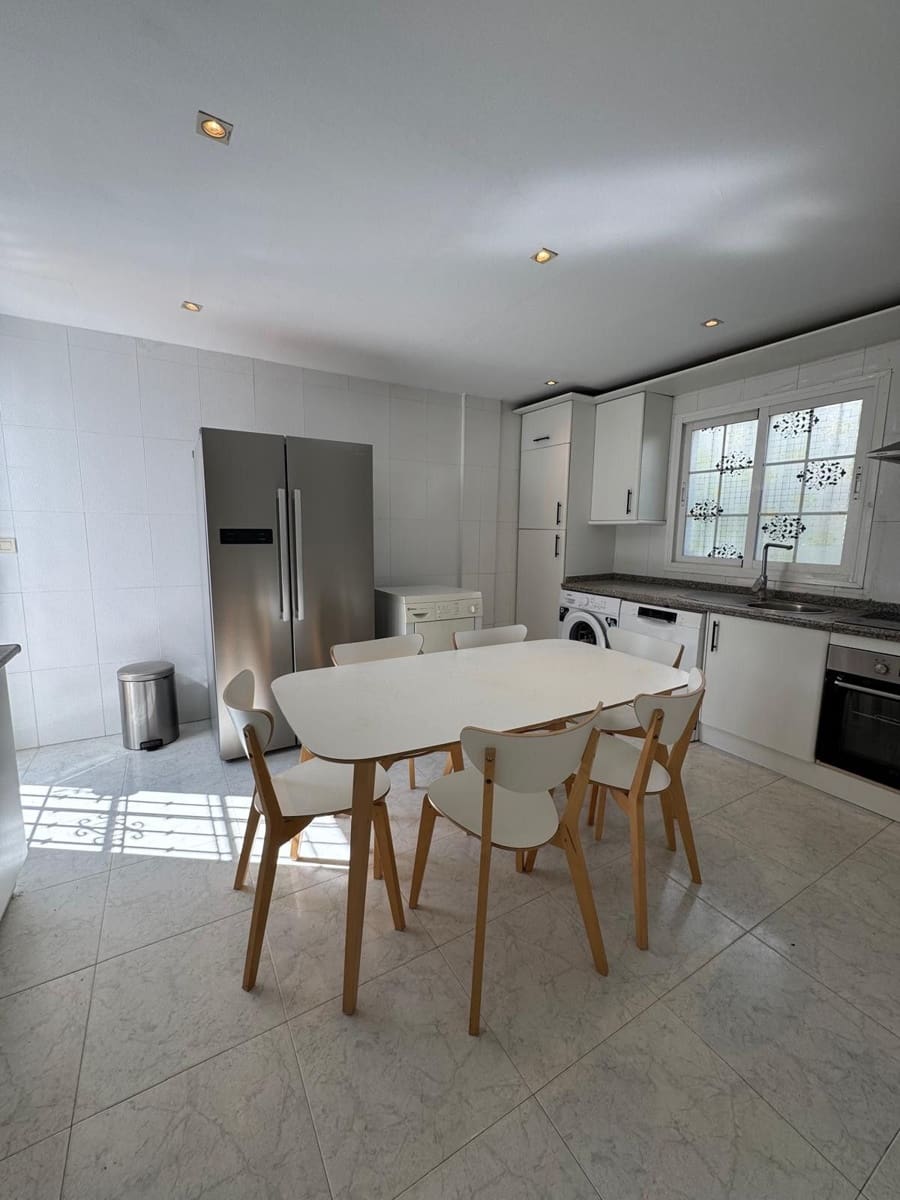 3 soveværelse Byhus til salg i Golden Mile - € 1.450.000 (Ref: 10051490)