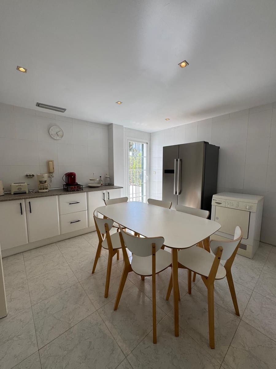 3 soveværelse Byhus til salg i Golden Mile - € 1.450.000 (Ref: 10051490)