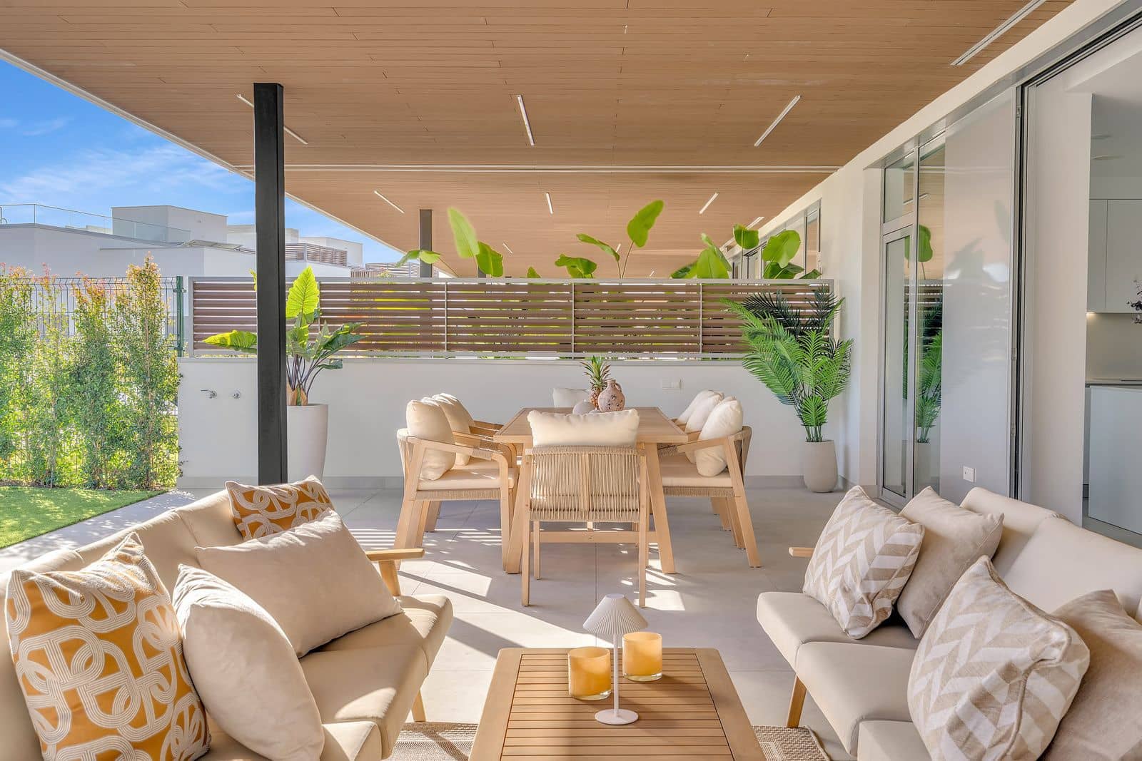 4 bedroom Apartment for sale in Marbella - € 1,695,000 (Ref: 10051492)