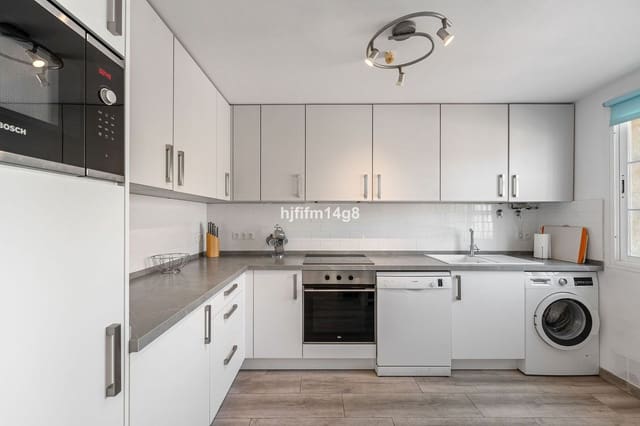 3 bedroom Townhouse for sale in Nueva Andalucia, Marbella - € 825,000 (Ref: 10051496)