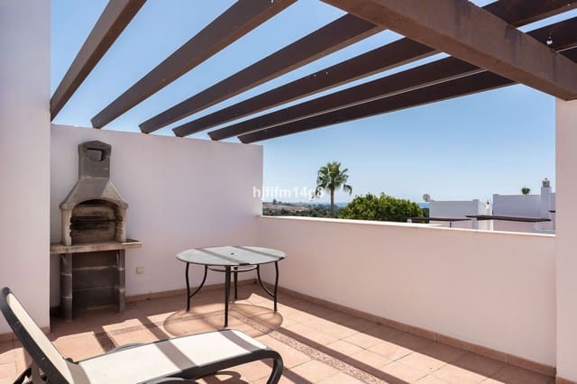 3 bedroom Townhouse for sale in Nueva Andalucia, Marbella - € 825,000 (Ref: 10051496)