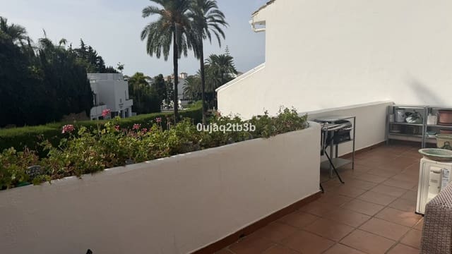 2 soverom Leilighet til salgs i Nueva Andalucia, Marbella - € 580 000 (Ref: 10051499)