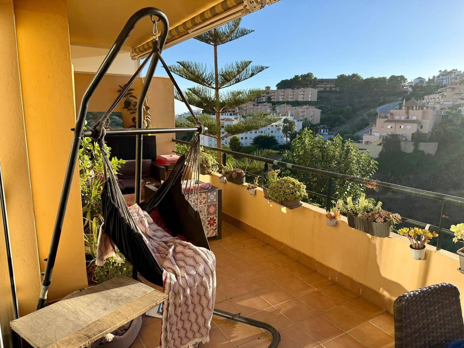 2 slaapkamer Appartement te koop in Calahonda - € 345.000 (Ref: 10051500)