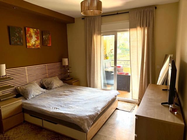 2 slaapkamer Appartement te koop in Calahonda, Mijas - € 345.000 (Ref: 10051500)