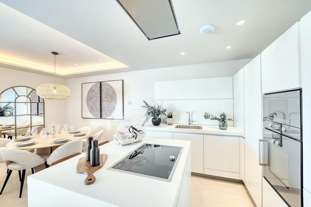3 slaapkamer Appartement te koop in Estepona - € 1.850.000 (Ref: 10051503)