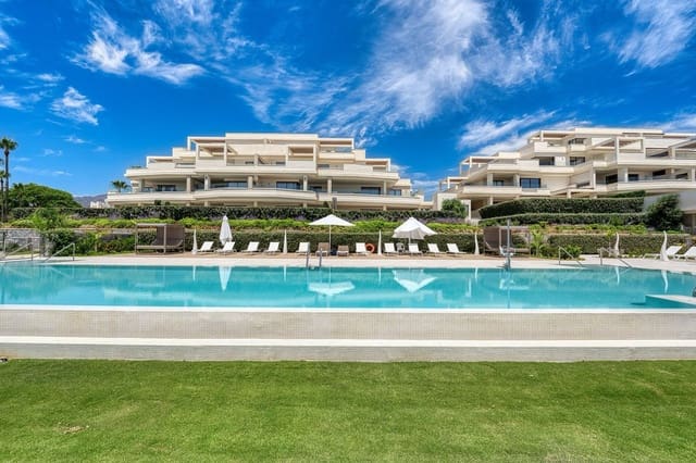 3 slaapkamer Appartement te koop in Estepona - € 1.850.000 (Ref: 10051503)