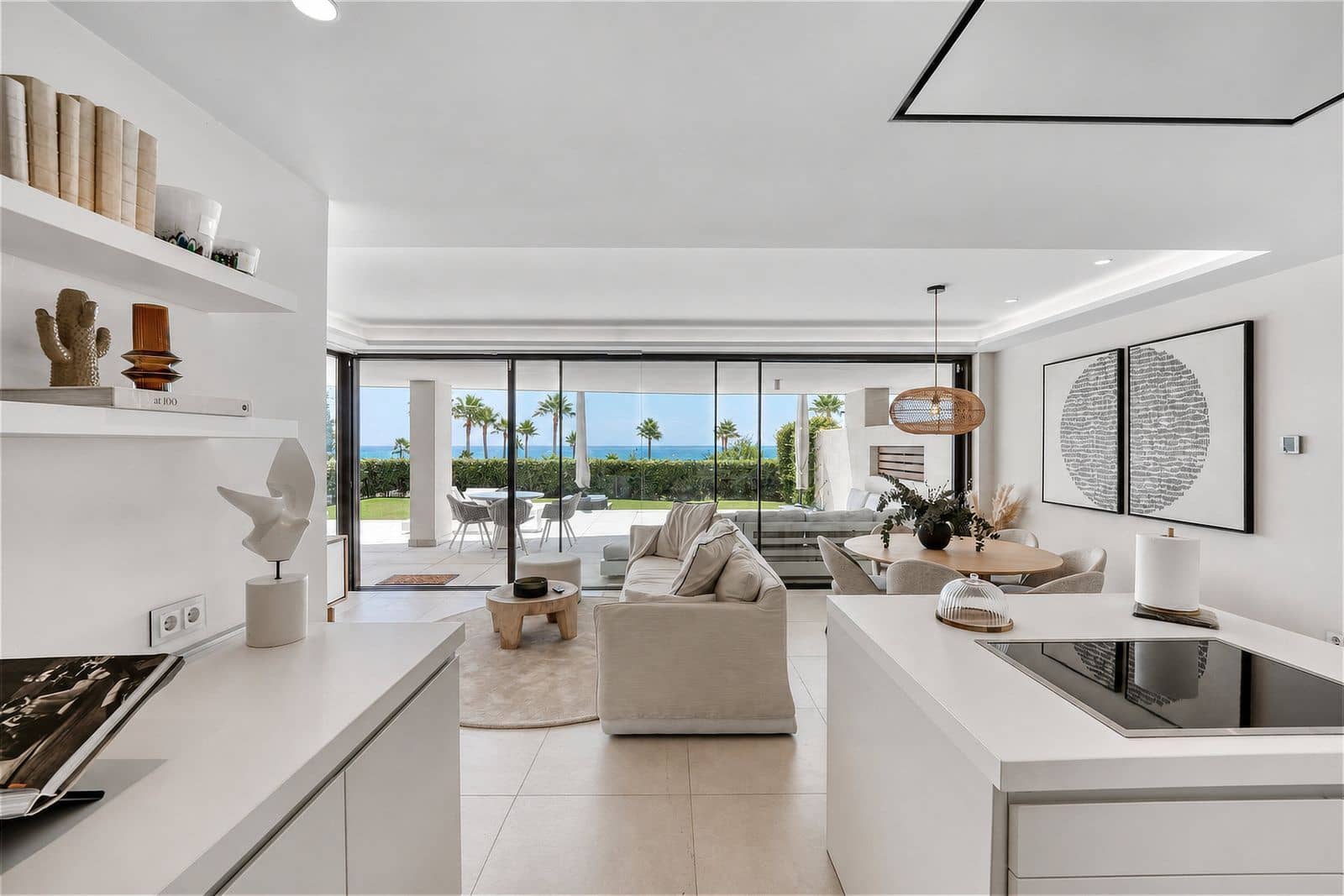 3 slaapkamer Appartement te koop in Estepona - € 1.850.000 (Ref: 10051503)