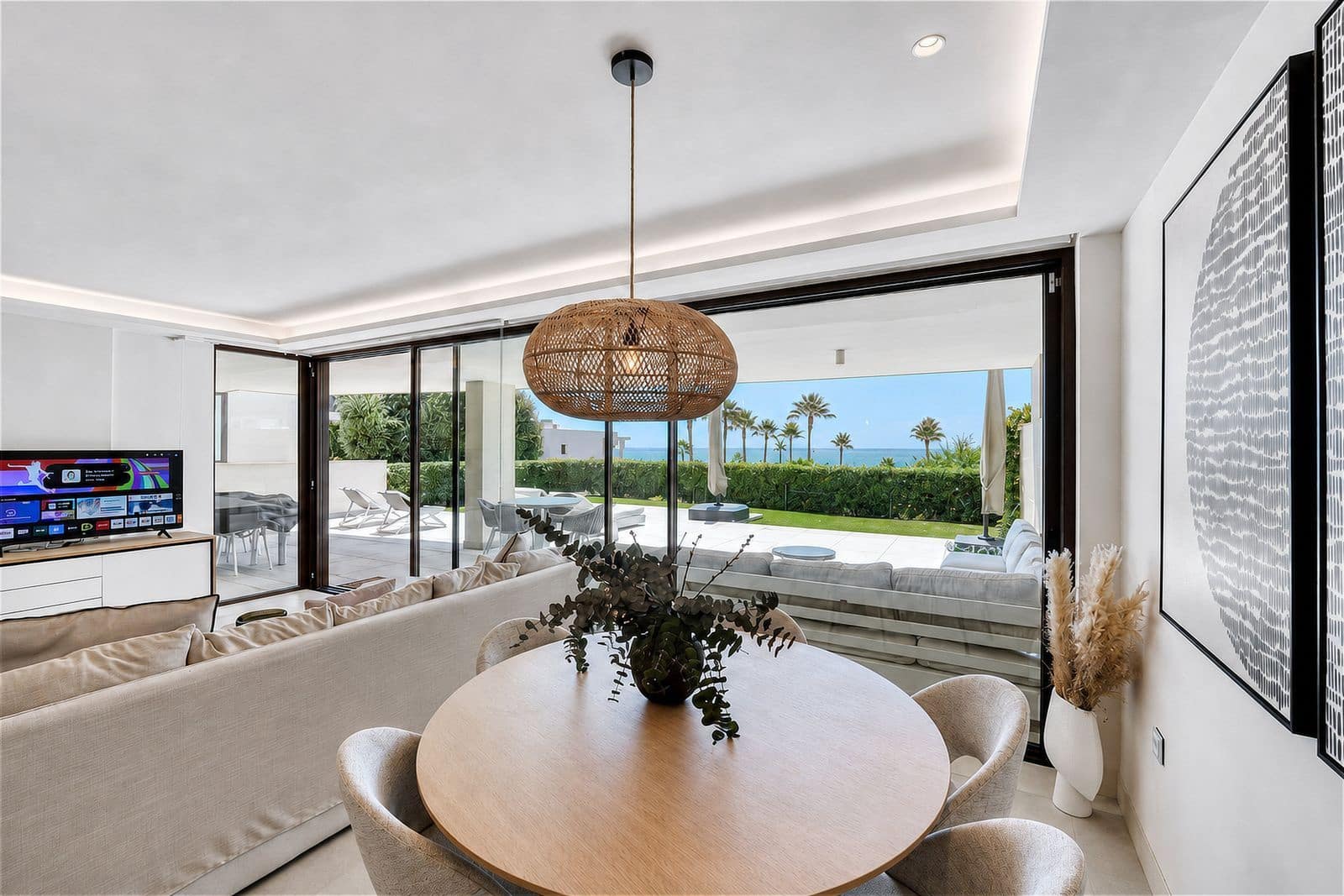 3 slaapkamer Appartement te koop in Estepona - € 1.850.000 (Ref: 10051503)
