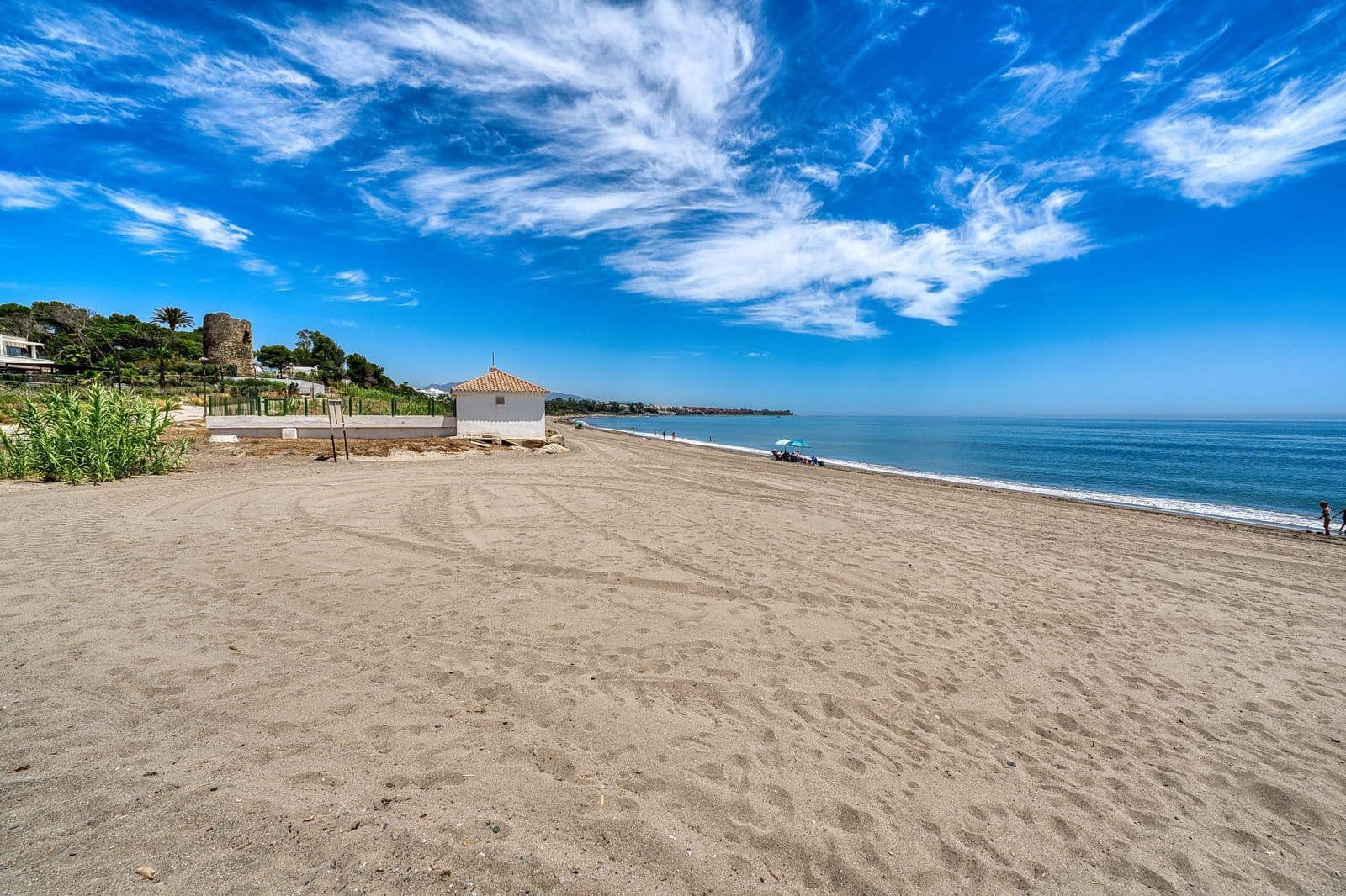3 slaapkamer Appartement te koop in Estepona - € 1.850.000 (Ref: 10051503)