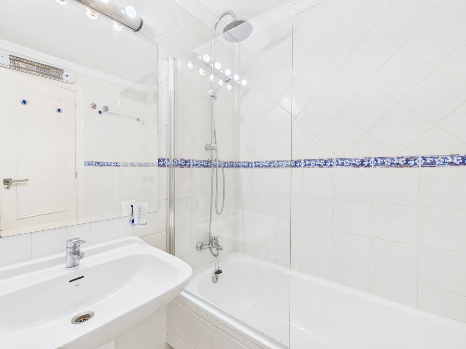 4 chambre Maison de Ville à vendre à New Golden Mile - 699 000 € (Ref: 10051504)