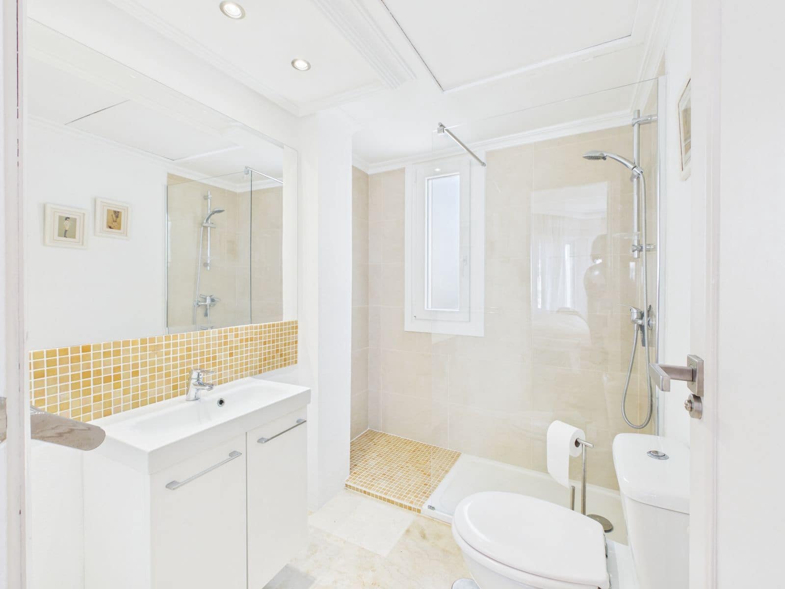 4 chambre Maison de Ville à vendre à New Golden Mile - 699 000 € (Ref: 10051504)