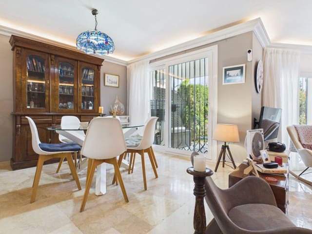 4 chambre Maison de Ville à vendre à Selwo, Estepona - 699 000 € (Ref: 10051504)