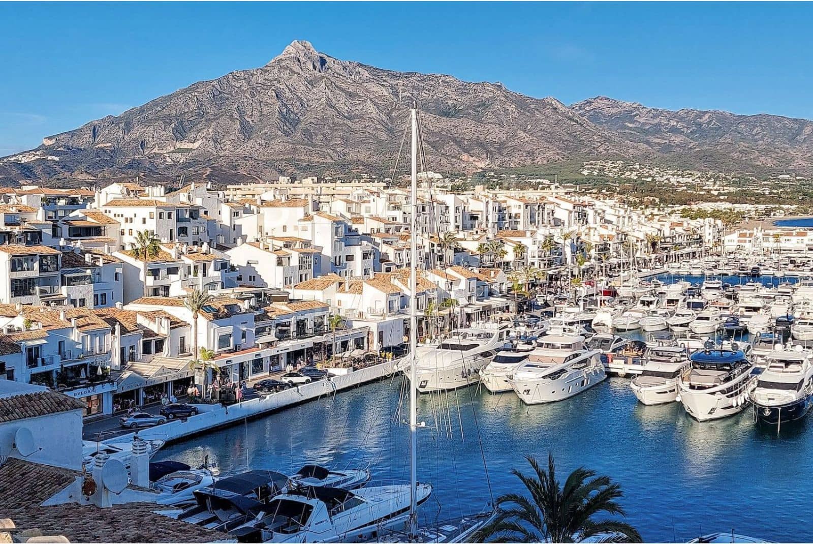 2 Zimmer Penthouse zu verkaufen in Puerto Banus - 875.000 € (Ref: 10051505)