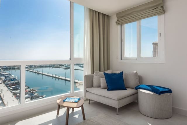 2 Zimmer Penthouse zu verkaufen in Puerto Banus, Marbella - 875.000 € (Ref: 10051505)