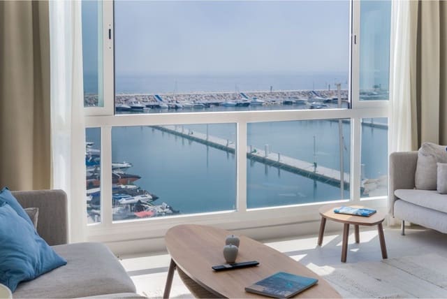 2 Zimmer Penthouse zu verkaufen in Puerto Banus, Marbella - 875.000 € (Ref: 10051505)