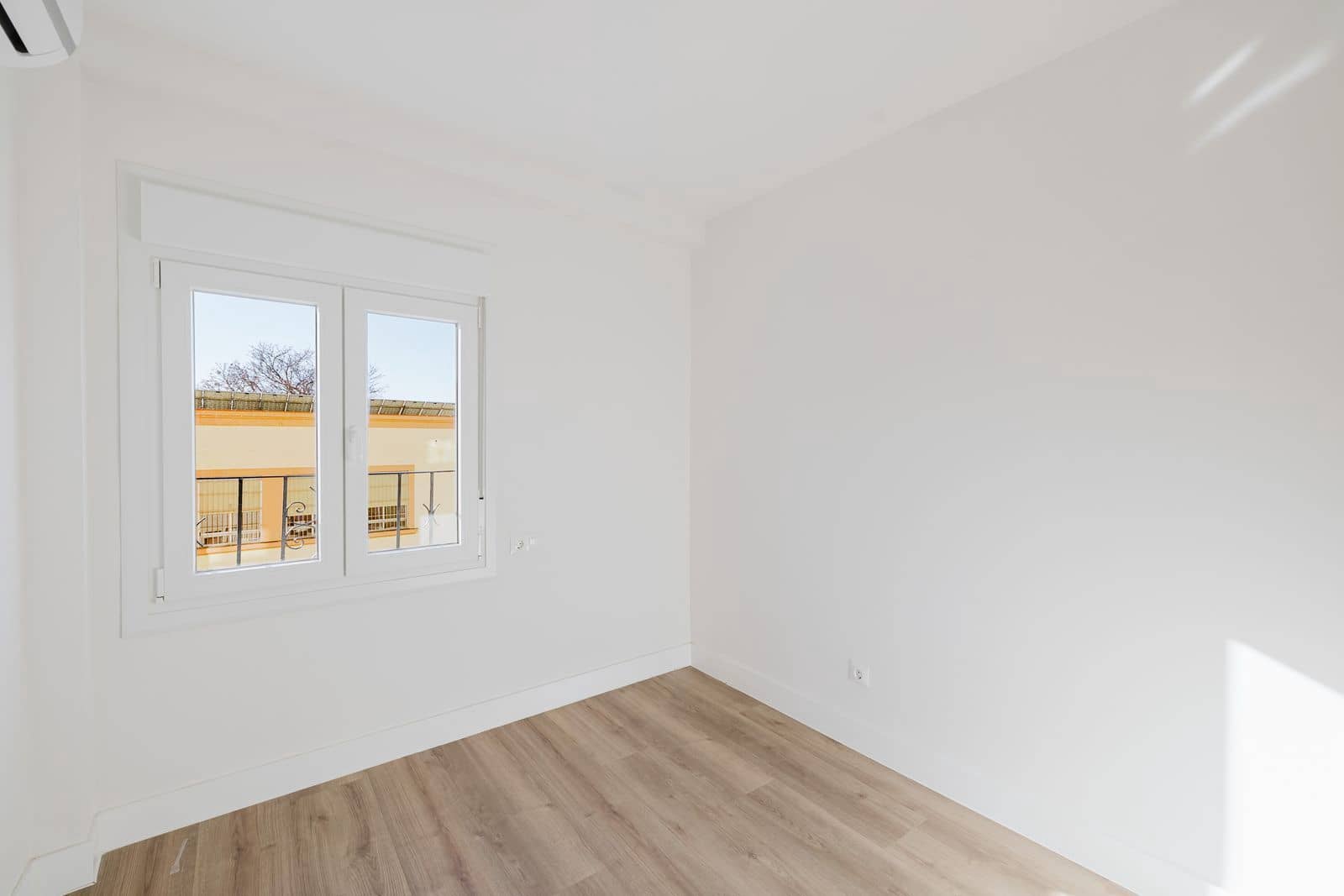 2 bedroom Apartment for sale in Malaga city - € 299,500 (Ref: 10051507)