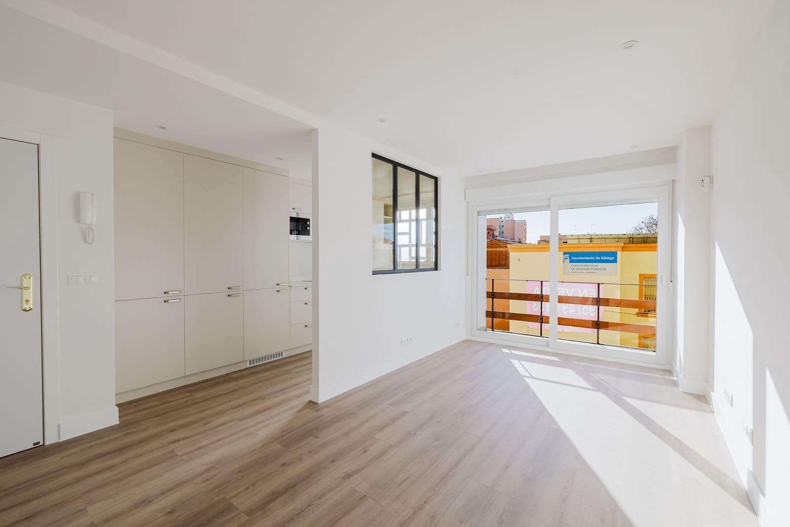 2 bedroom Apartment for sale in Malaga city - € 299,500 (Ref: 10051507)