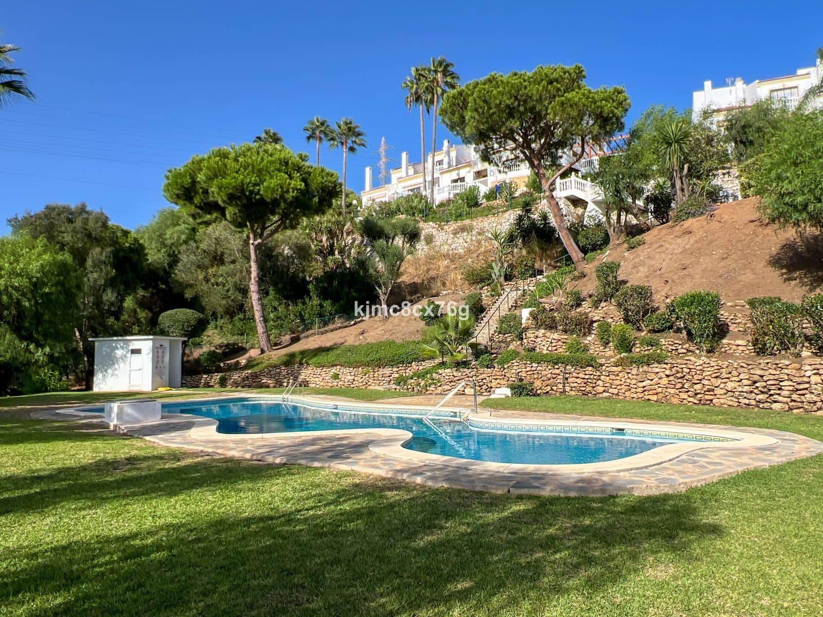 4 bedroom Townhouse for sale in Calahonda - € 690,000 (Ref: 10051508)