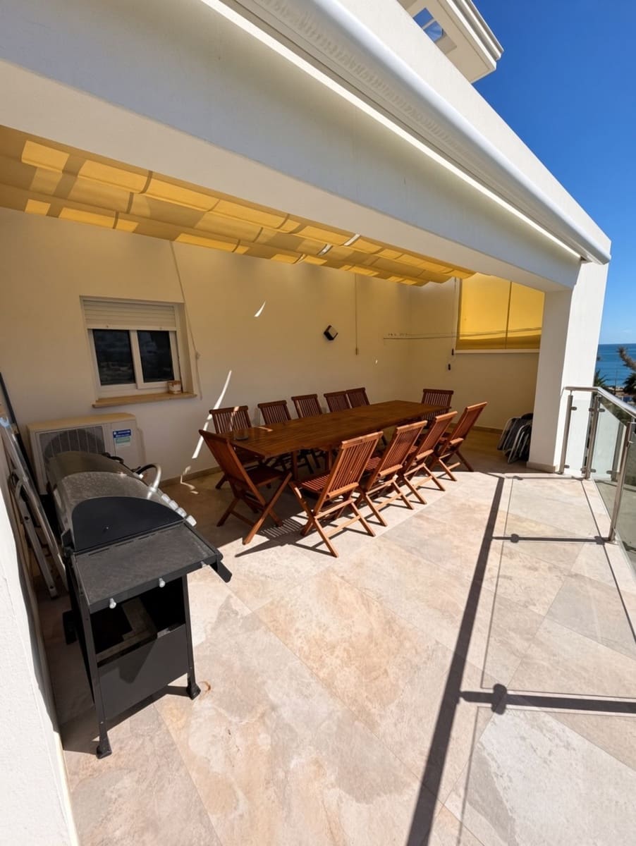 1 sovrum Lägenhet till salu i Torreguadiaro - 450 000 € (Ref: 10051510)