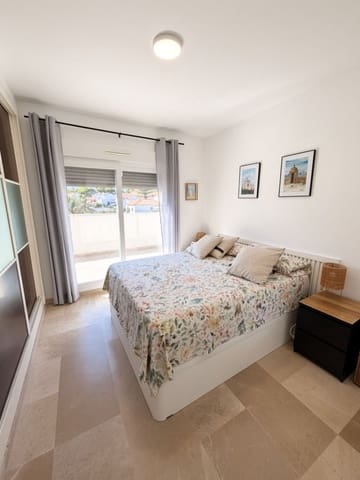 1 makuuhuone Huoneisto myytävänä paikassa Torreguadiaro, San Roque - 450 000 € (Ref: 10051510)