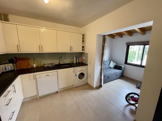 Pareado de 3 habitaciones en La Duquesa / Puerto de la Duquesa, Manilva en venta - 395.000 € (Ref: 10051511)
