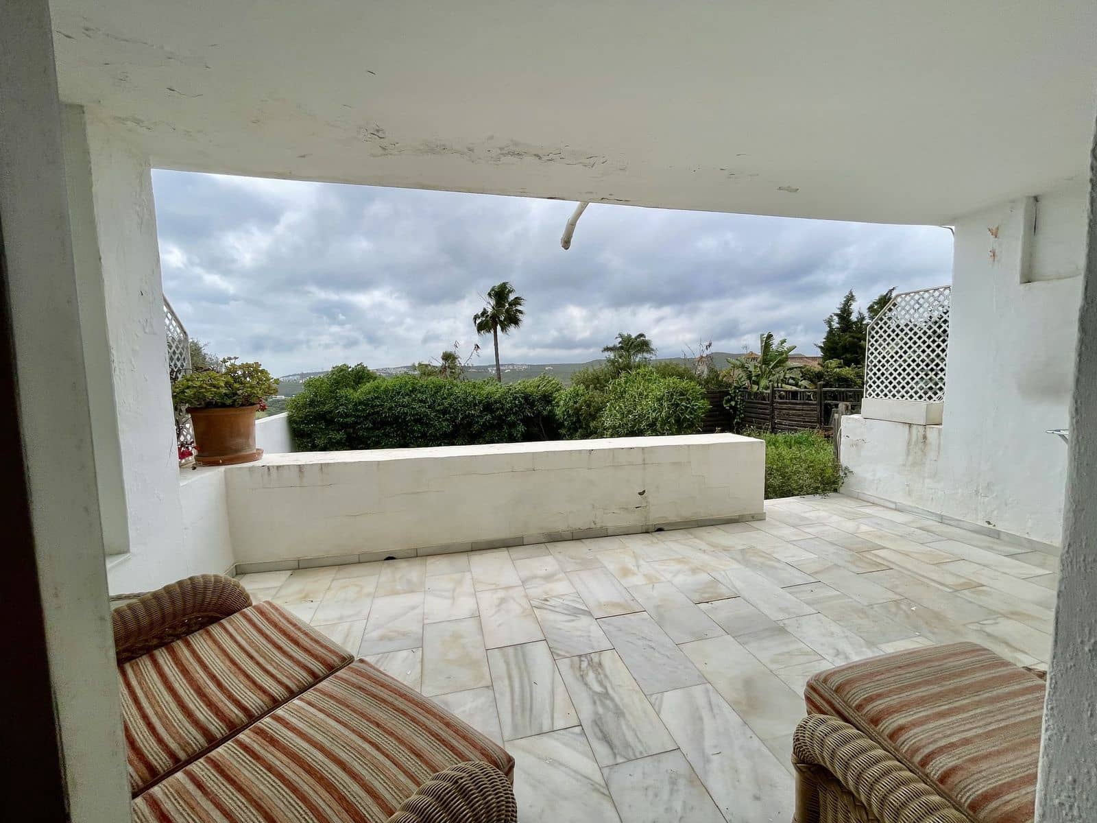 3 bedroom Semi-detached Villa for sale in La Duquesa / Puerto de la Duquesa - € 395,000 (Ref: 10051511)