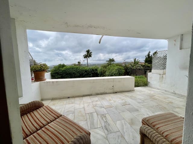 Pareado de 3 habitaciones en La Duquesa / Puerto de la Duquesa, Manilva en venta - 395.000 € (Ref: 10051511)