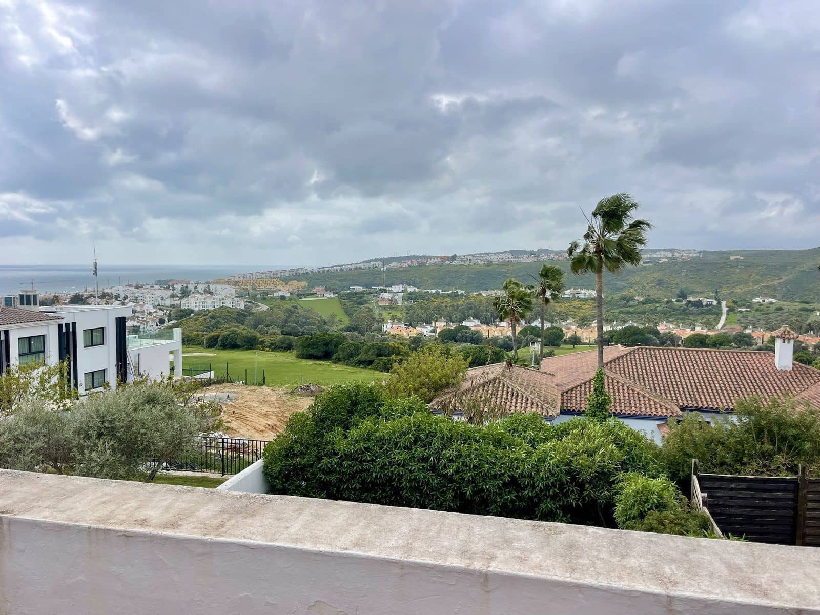 3 bedroom Semi-detached Villa for sale in La Duquesa / Puerto de la Duquesa - € 395,000 (Ref: 10051511)