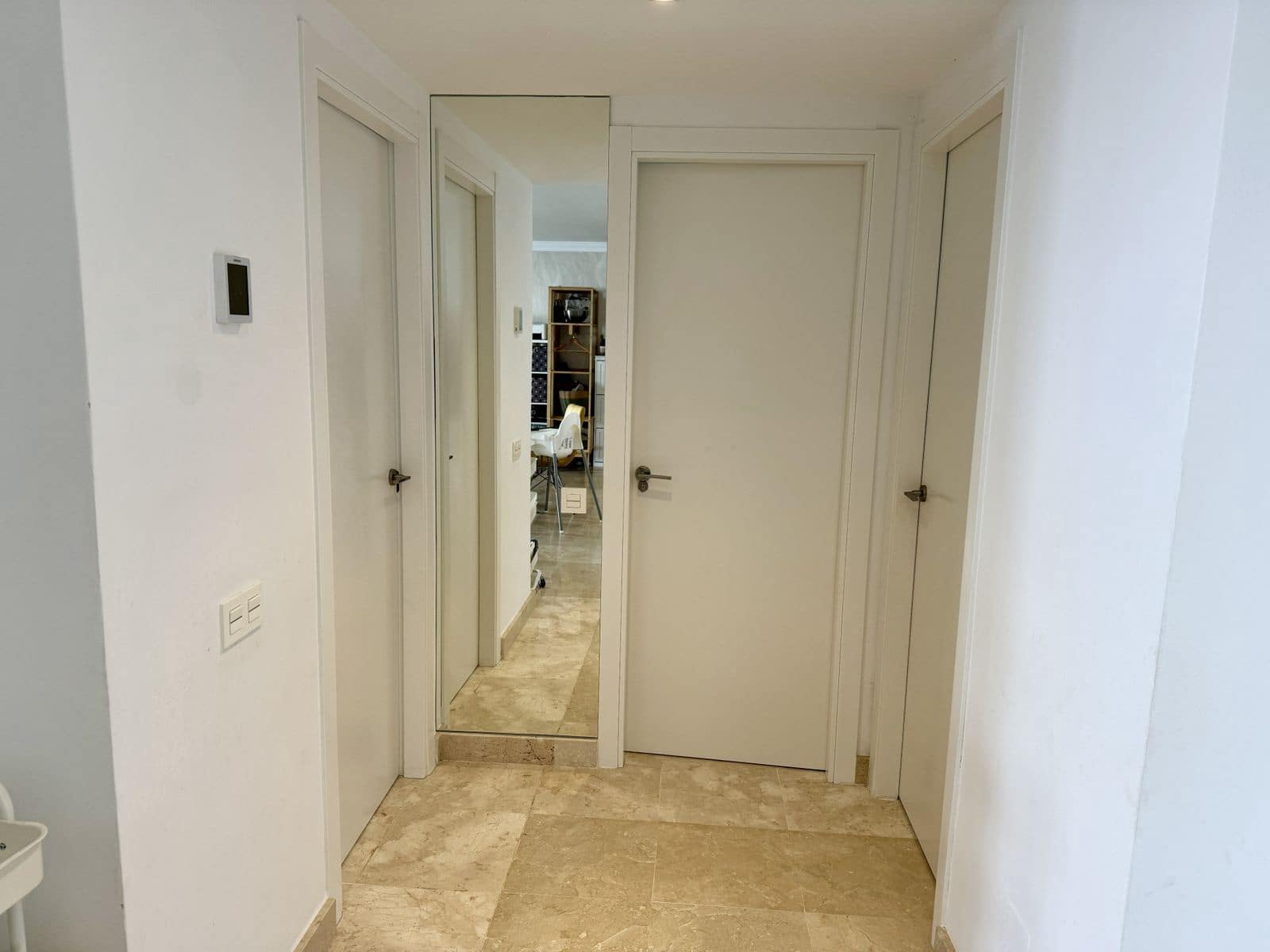 3 bedroom Apartment for sale in Benahavis - € 597,000 (Ref: 10051514)