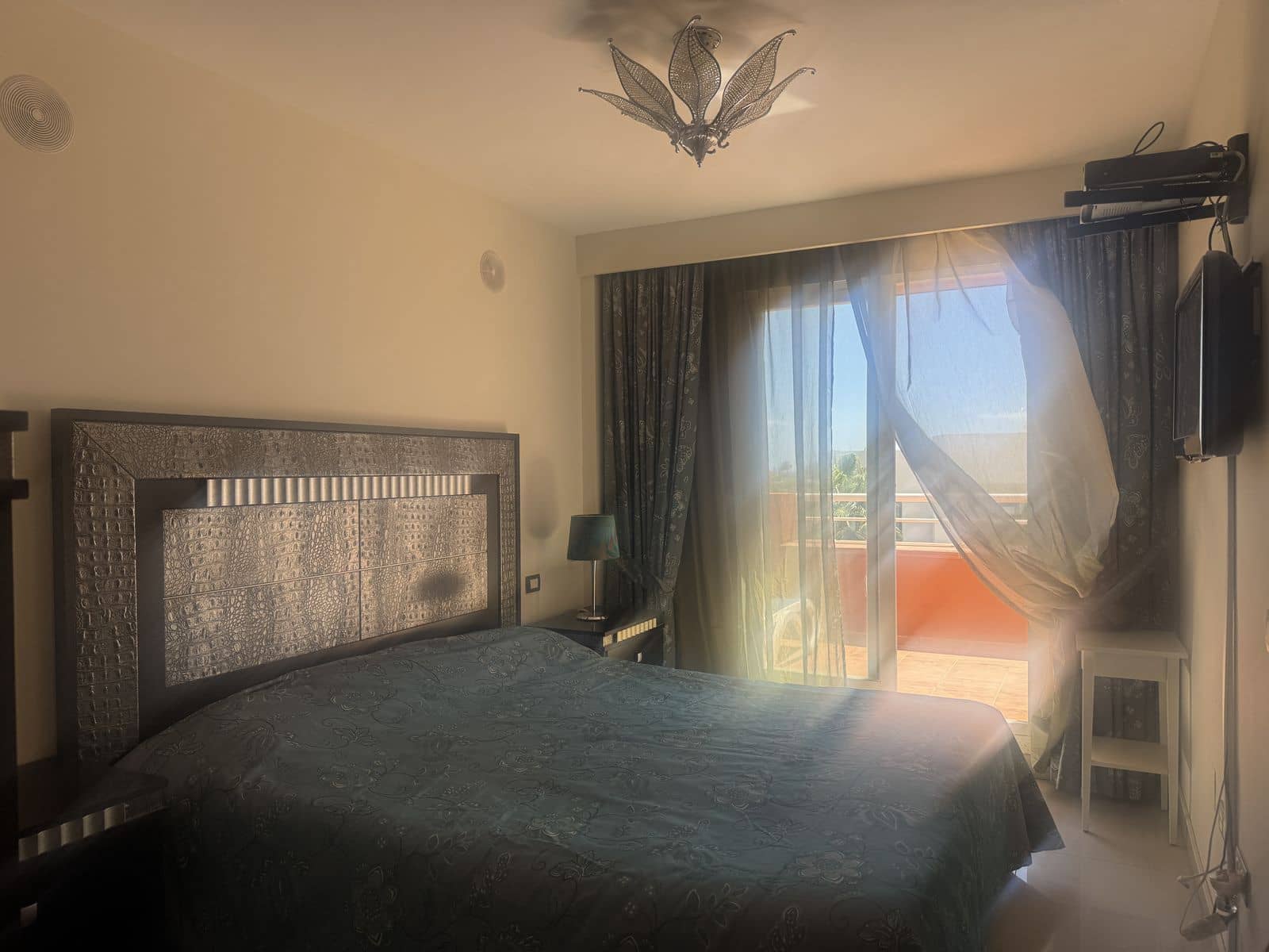 3 bedroom Townhouse for sale in El Paraiso - € 580,000 (Ref: 10051519)