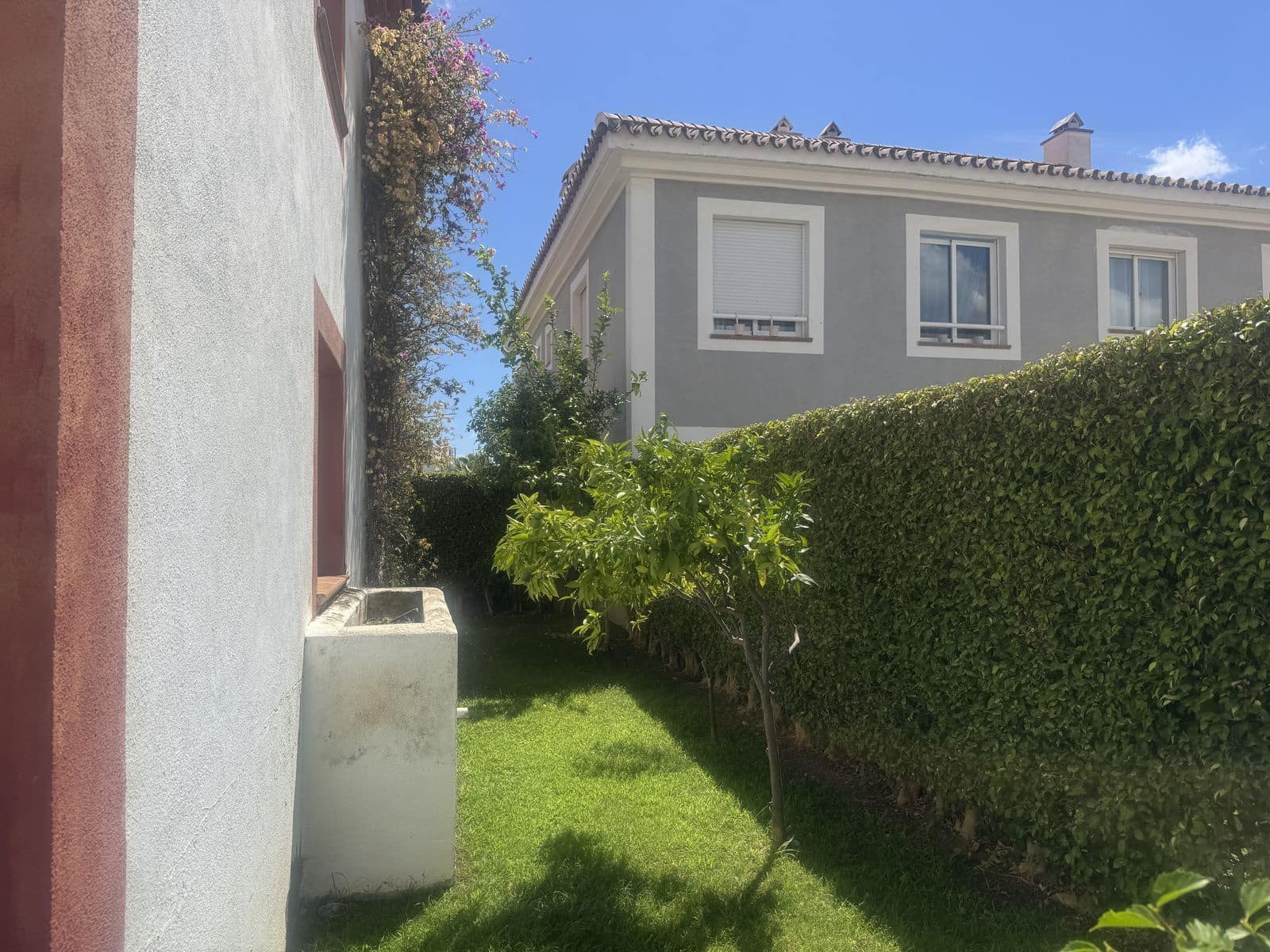 3 bedroom Townhouse for sale in El Paraiso - € 580,000 (Ref: 10051519)