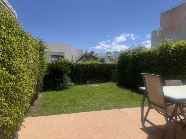 3 quarto Casa em Banda para venda em El Paraiso, Estepona - 580 000 € (Ref: 10051519)
