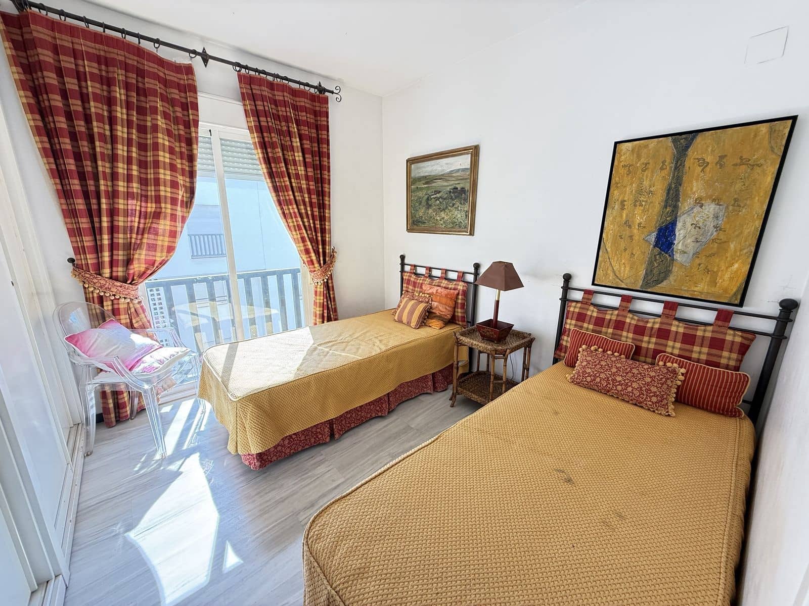 2 bedroom Apartment for sale in Puerto Banus - € 779,000 (Ref: 10051524)