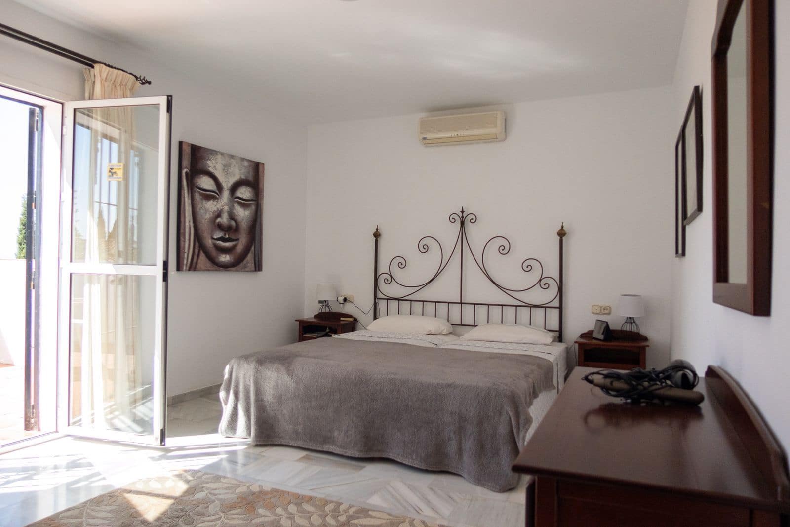 3 slaapkamer Villa te koop in El Padron - € 1.100.000 (Ref: 10051525)