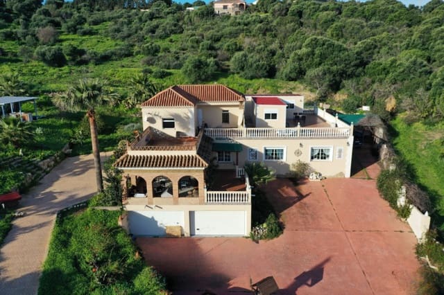 6 sovrum Villa till salu i Guadalobón, Estepona - 1 270 000 € (Ref: 10051527)