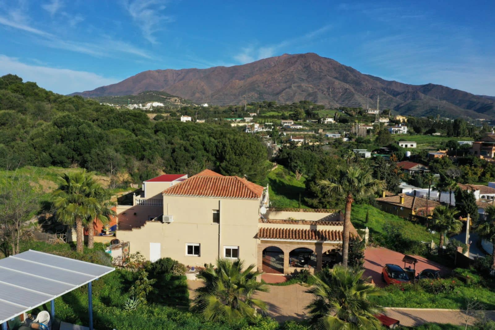 6 quarto Moradia para venda em Estepona - 1 270 000 € (Ref: 10051527)