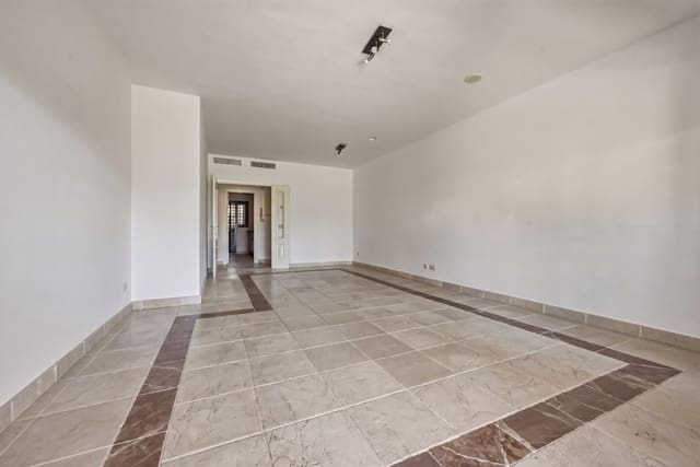 2 sovrum Lägenhet till salu i Atalaya-Isdabe, Estepona - 480 000 € (Ref: 10051532)