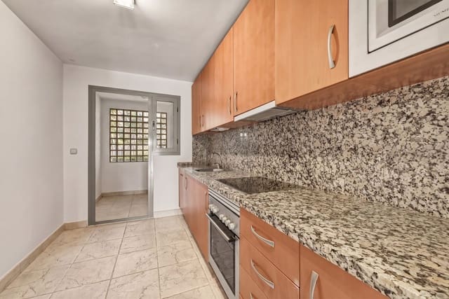 2 sovrum Lägenhet till salu i Atalaya-Isdabe, Estepona - 480 000 € (Ref: 10051532)