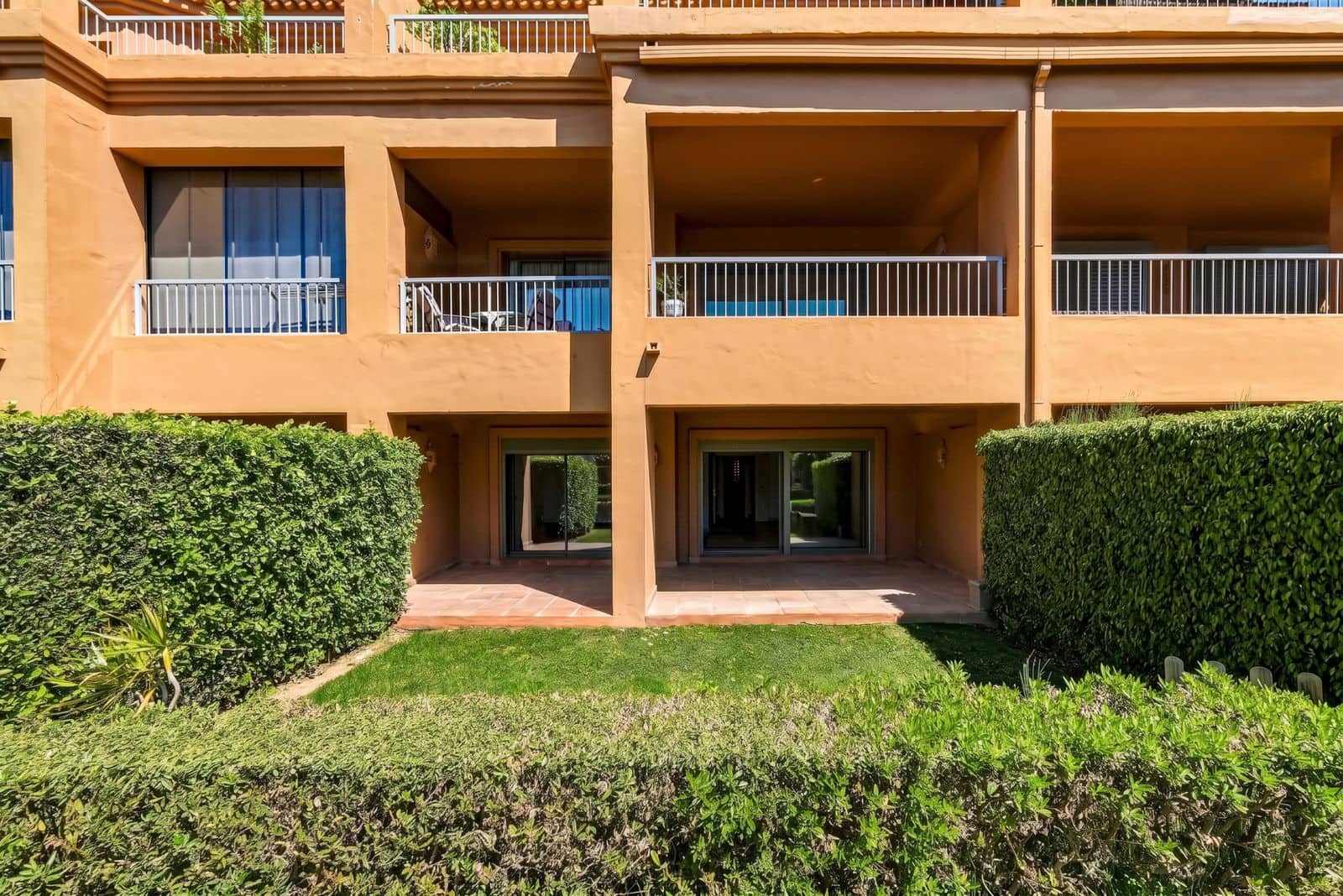 2 sovrum Lägenhet till salu i Atalaya-Isdabe - 480 000 € (Ref: 10051532)