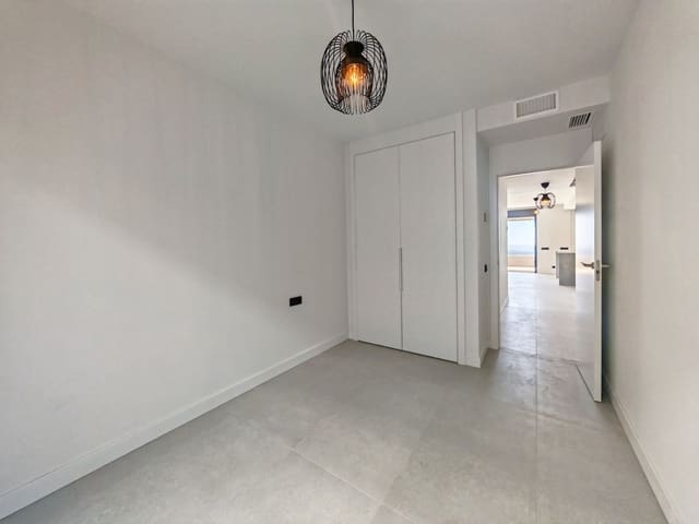 3 Zimmer Apartment zu verkaufen in Los Monteros, Marbella - 820.000 € (Ref: 10051534)