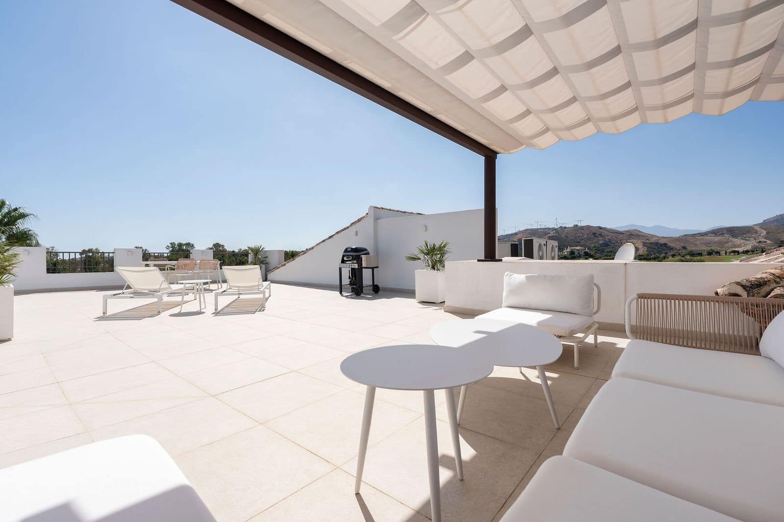 3 chambre Penthouse à vendre à Los Arqueros - 799 000 € (Ref: 10051537)