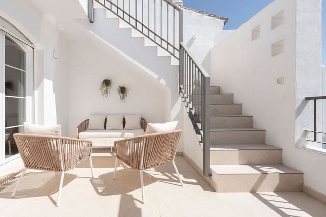 3 chambre Penthouse à vendre à Los Arqueros, Benahavís - 799 000 € (Ref: 10051537)