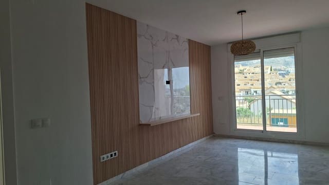 4 makuuhuone Omakotitalo myytävänä paikassa Benalmádena - 460 000 € (Ref: 10051544)