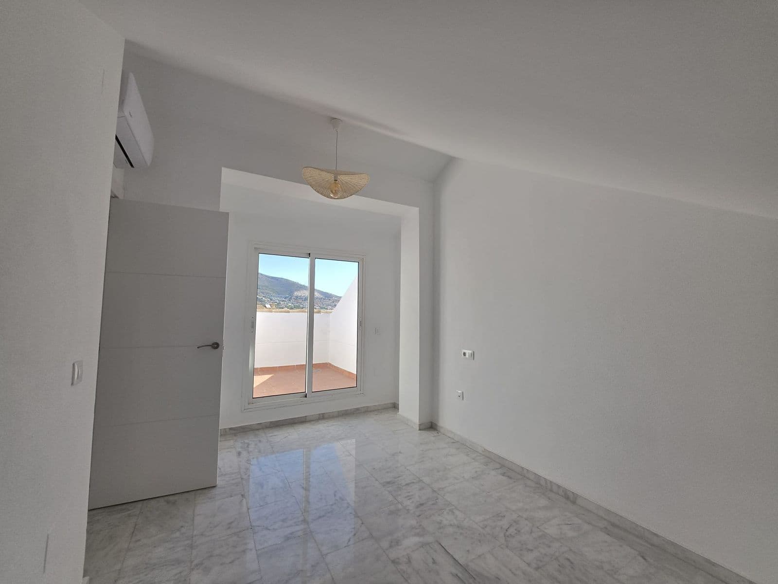 4 soverom Hus til salgs i Benalmadena - € 460 000 (Ref: 10051544)